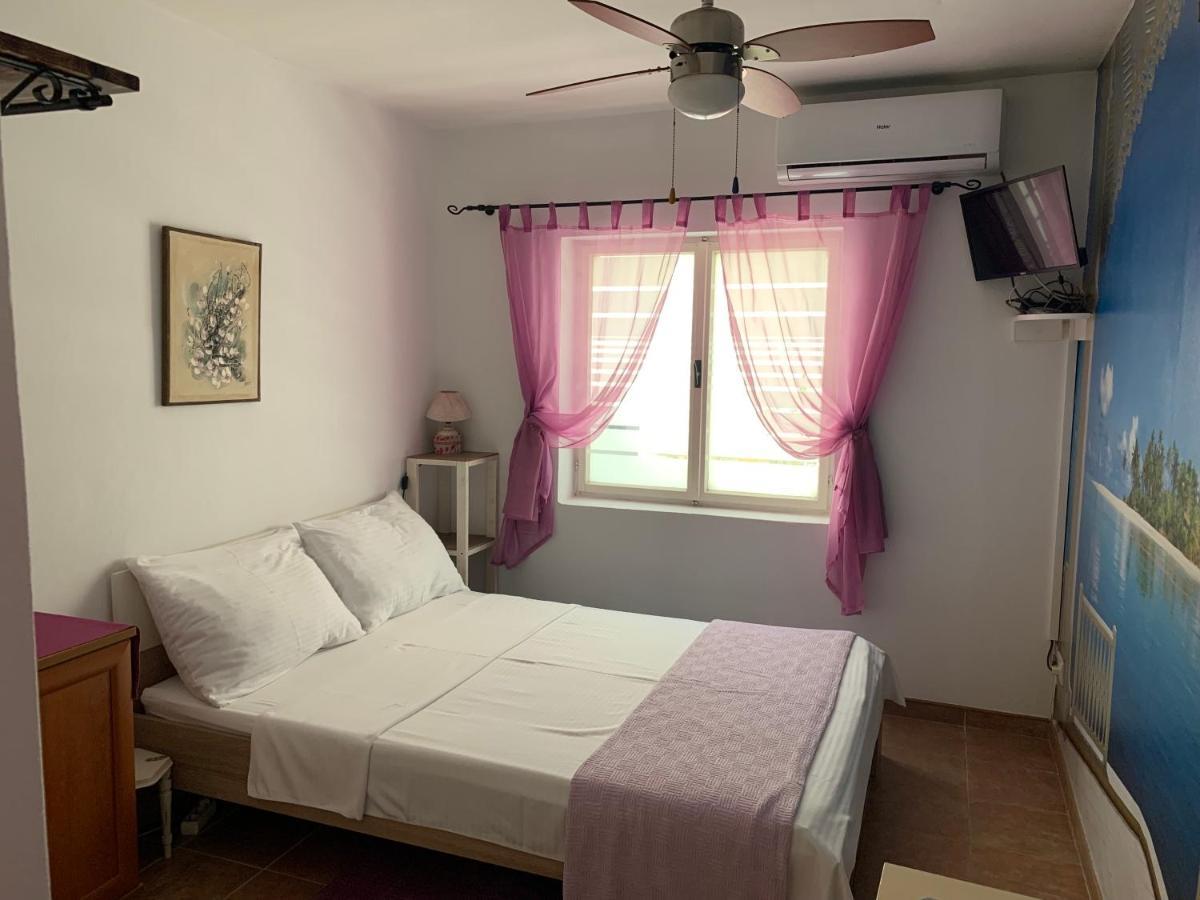 Apartments Rubis Rovanjska Luaran gambar